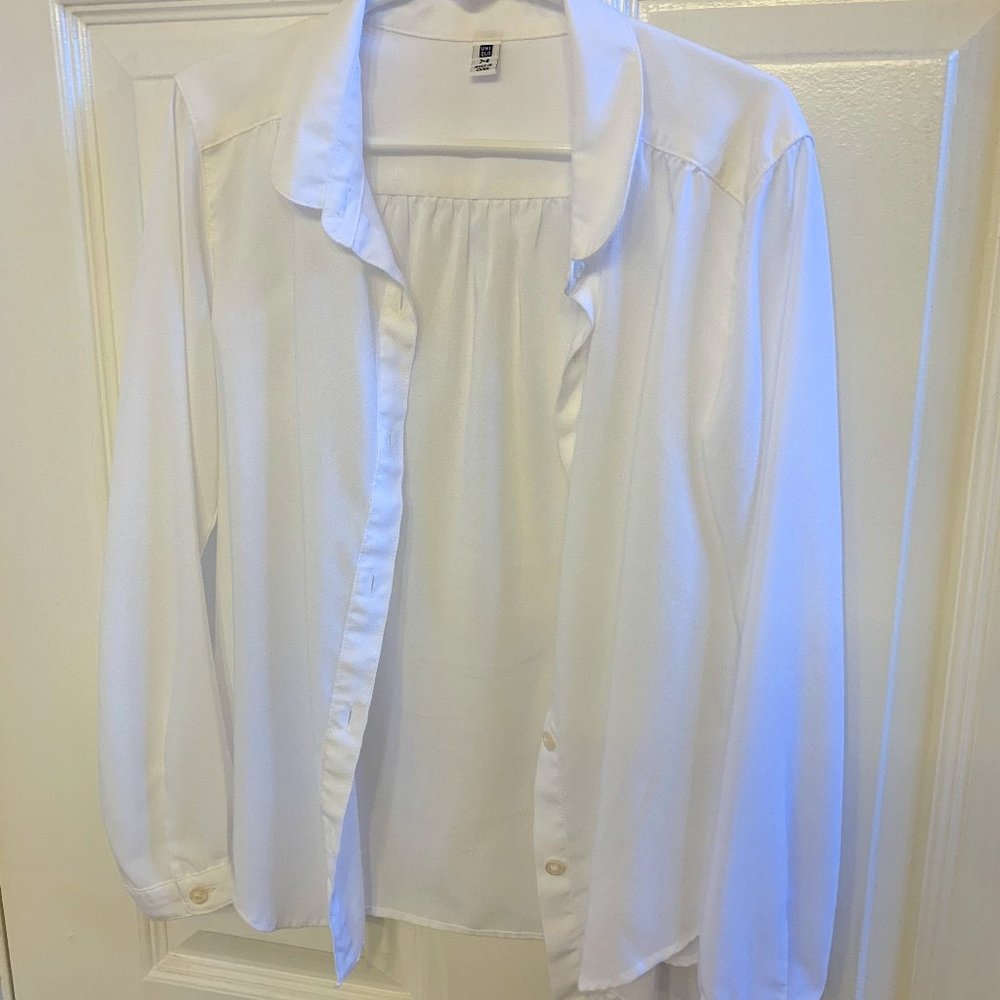 Uniqlo Girls white long sleeve shirt 7-8Y